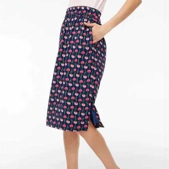 J Crew Navy & Pink Floral Pull On Lined Pencil Skirt With Pockets Ladies Small - Picture 1 of 16